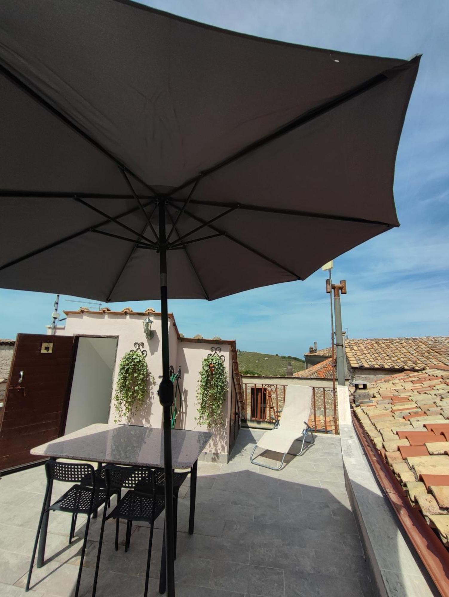 Pink House Apartment Fara in Sabina Exterior foto